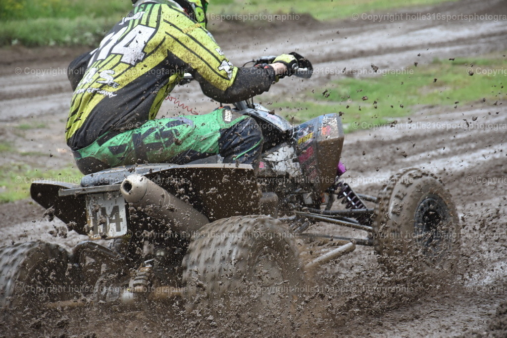 DSC_0007_01 | Sportfotografie , Motorsport, Motoross, Reitsport, Mointainbike, Enduro,
Landschaft , Outdoor, Eventfotografie, Landschaft, Bilder online bestellen - Realisiert mit Pictrs.com