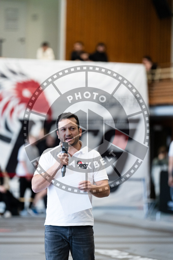 20251129PBB5295 | Fighters compete during the luta livre competition ILLCS XI winter edition on November 29, 2025 in Hannover, Germany.