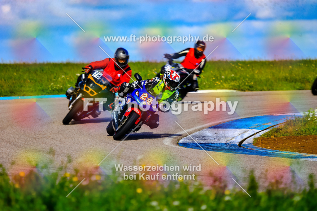 024-5409 | Hier findet Ihr Bilder von Touristenfahrten auf der Nürburgring Nordschleife oder von anderen Veranstaltungen die ich besucht habe. Viel Spass beim Durch Schauen 