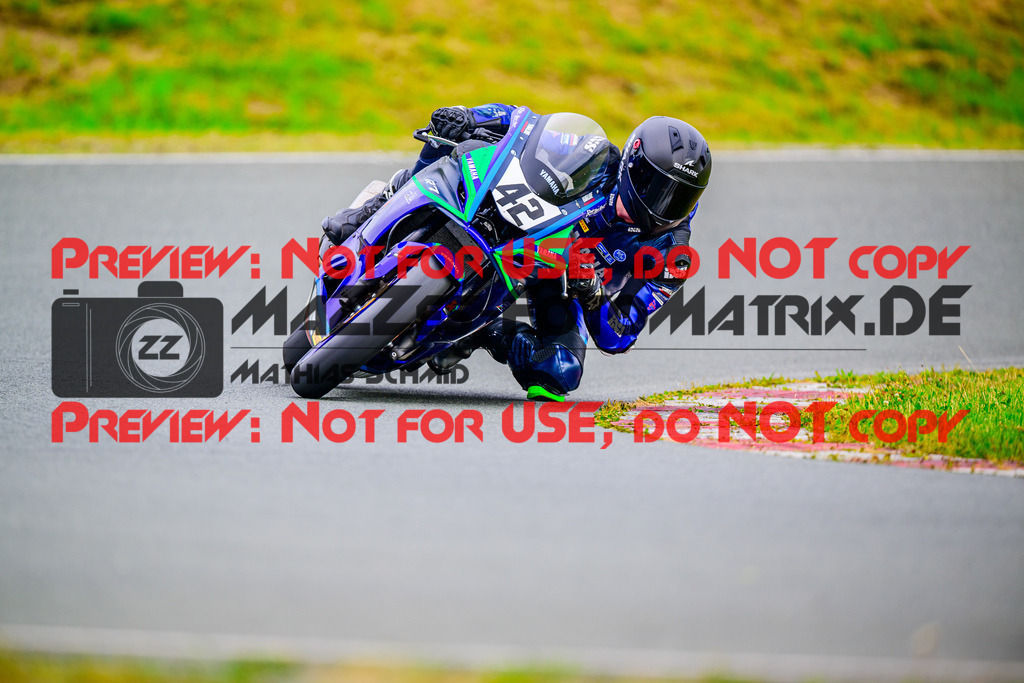 MaZZes_FotoMatrix_240726_6007705_9125 | R7