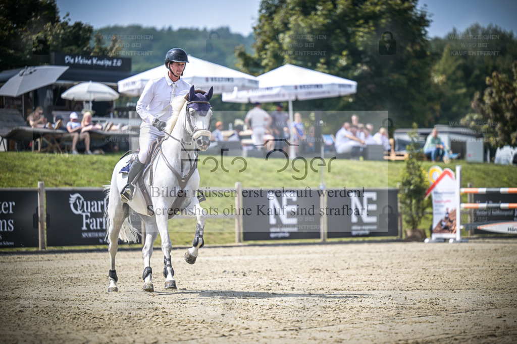 DOS_0247 | Entdecke hochwertige Reitturnierfotos von Foto Oger. Professionell, emotional und authentisch – jetzt Lieblingsmomente im Shop bestellen. - Realisiert mit Pictrs.com