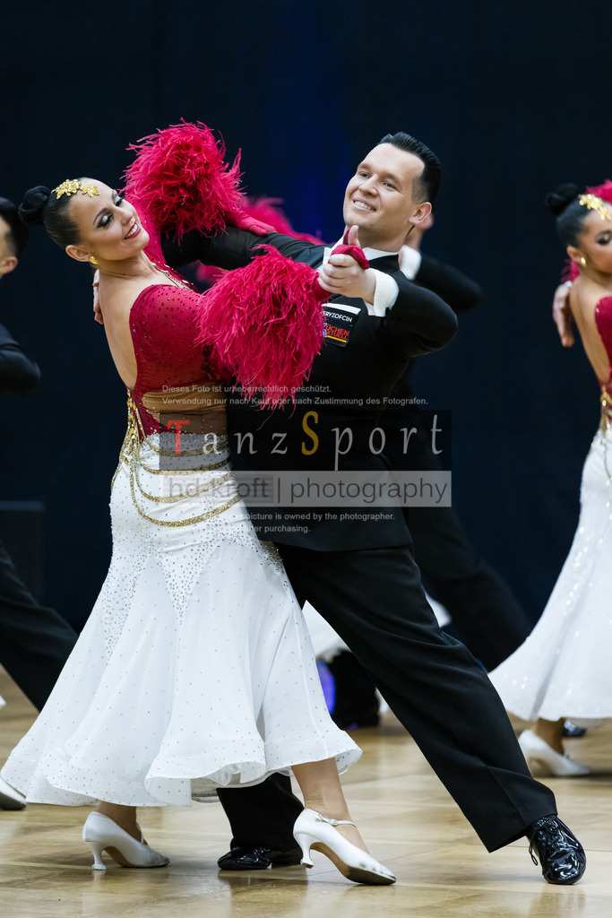 20260314_BL1_Std-Formationen_Nbg4258 | Tanzsportbilder, Standardtanz, Lateintanz, WDSF, DTV, LTVB, dancecomp, goc, hessen tanzt, blaues band der spree, walzer, tango, wiener walzer, slowfox, quickstepp, samba, rumba, cha-cha-cha, paso doble. jive, hd-kroft photography, turniertanzsport