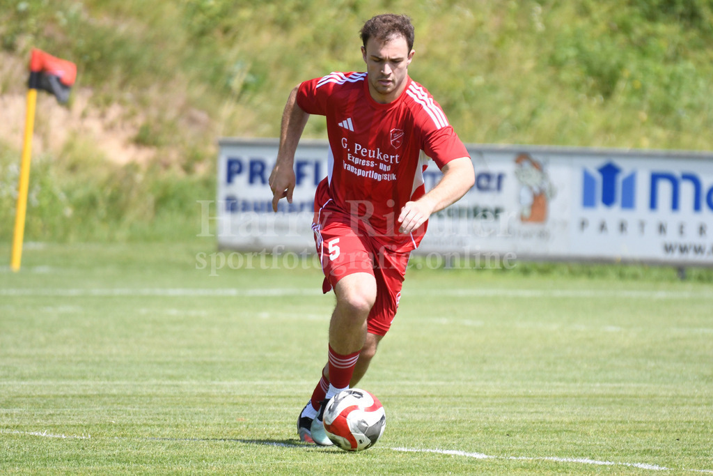TSV Seebach 2026/27 | Samuel Huber  (TSV Seebach #5) - Realisiert mit Pictrs.com