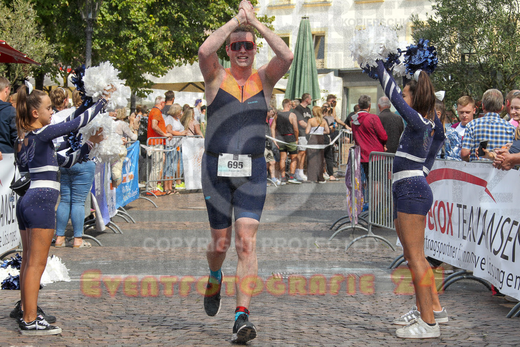 250824_1503_EV4_2600 | Sportfotografie im Rhein-Sieg Kreis, Köln, Bonn, NRW, Rheinland Pfalz, Hessen, etc. Unser Tätigkeitsfeld umfasst den Laufsport vom Volkslauf über den Marathon, Duathlon, Triathon bis zum Ultralauf wie Kölnpfad Ultra oder Schindertrail.