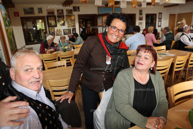 Oktoberfest beim Buggl Volte | Bildershop von pixelworld.at - Realisiert mit Pictrs.com