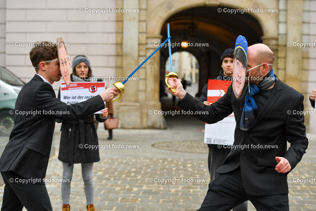 Medienkundgebung Linz gegen rechts_ gegen Burschenbundball_ 24.01.2023-11 | 24.01.2023, Linz, AUT, Medienkundgebung Linz gegen rechts, gegen Burschenbundball im Bild Kundgebungsteilnehmer