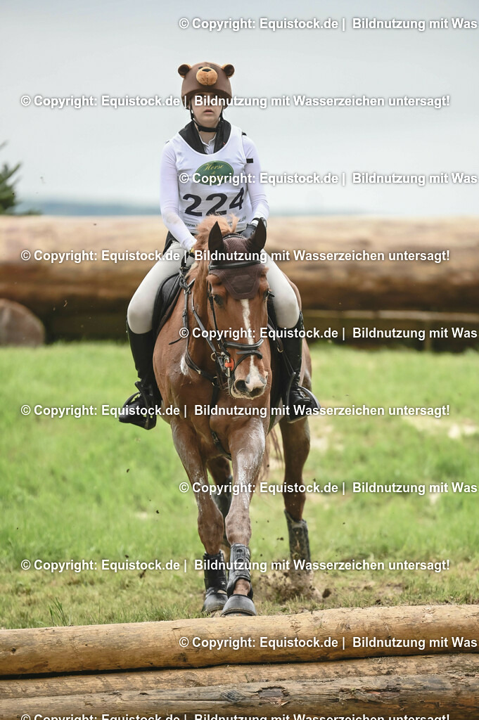 20230513_CCI2_Section2_Gelände_0373 | equistock