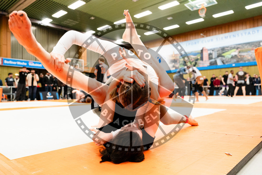 20251122PBB15667 | Athletes compete during the Grappling Industries Berlin Jiu-Jitsu and Grappling Championship, on November 22, 2025 in Berlin, Germany. © photoblackbelt
