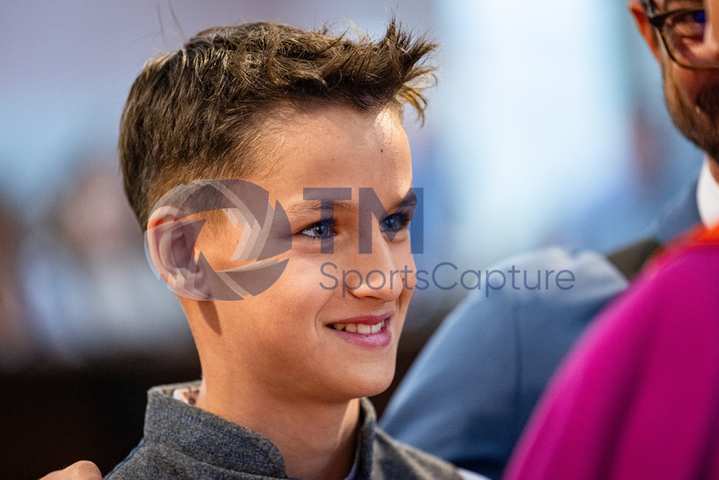 RR5M6622 | Firmung Dom Klagenfurt 8.6.24