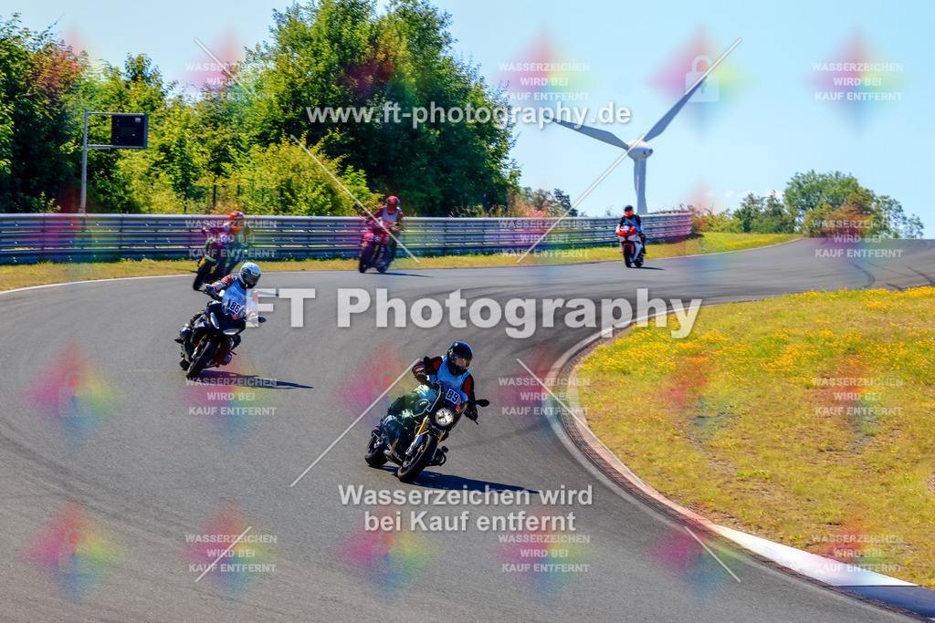 _TCM5837 | Hier findet Ihr Bilder von Touristenfahrten auf der Nürburgring Nordschleife oder von anderen Veranstaltungen die ich besucht habe. Viel Spass beim Durch Schauen 