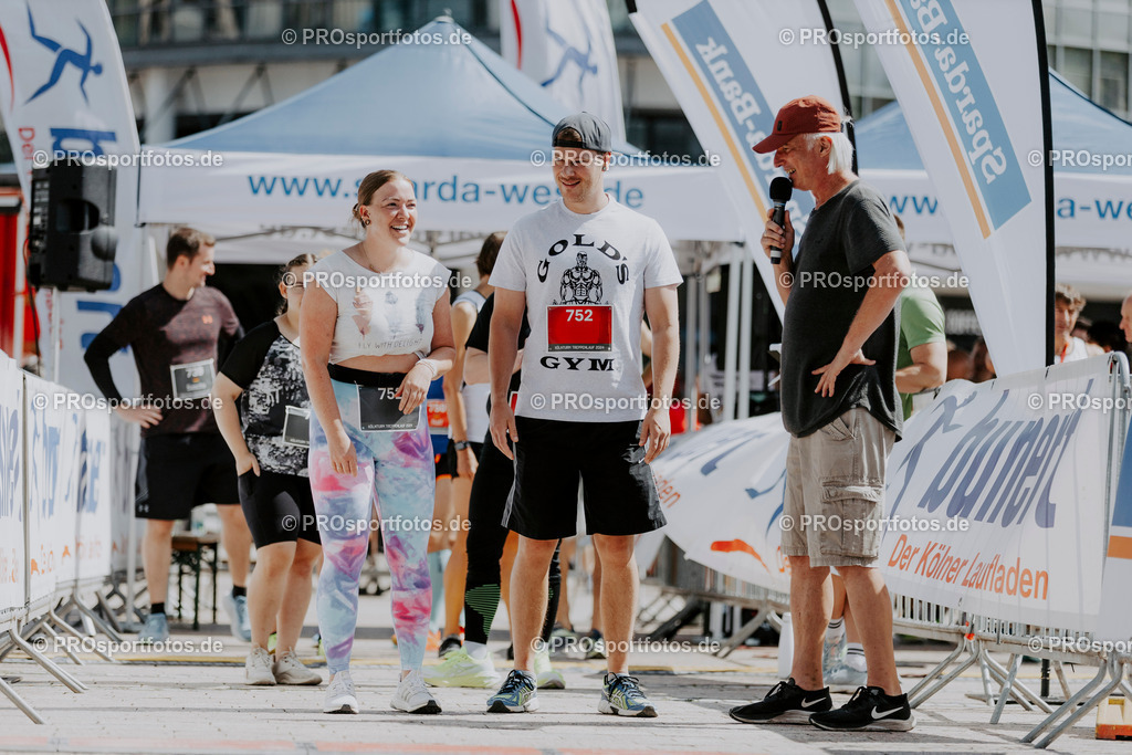 240825_Treppenlauf-205 | Professionelle Fotos Ihrer Laufsportveranstaltung.