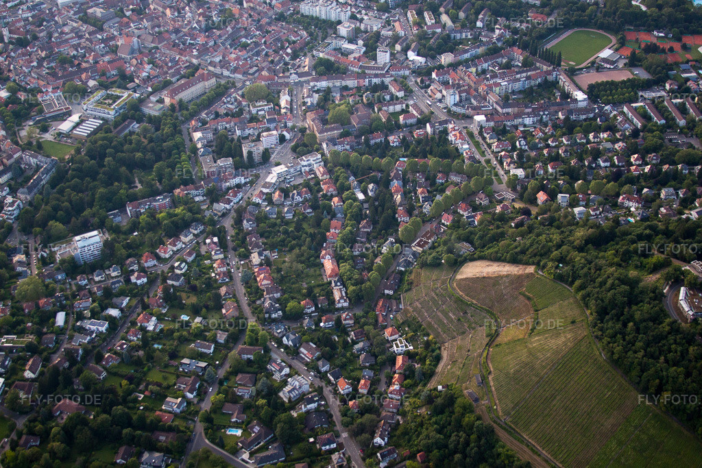Luftbild: Geigersberg im Ortsteil Durlach in Karlsruhe im Bundesland Baden-Württemberg in Deutschland. Foto: IMG_57868.jpg vom 14.06.2013 durch Werner Riehm/FLY-FOTO.de