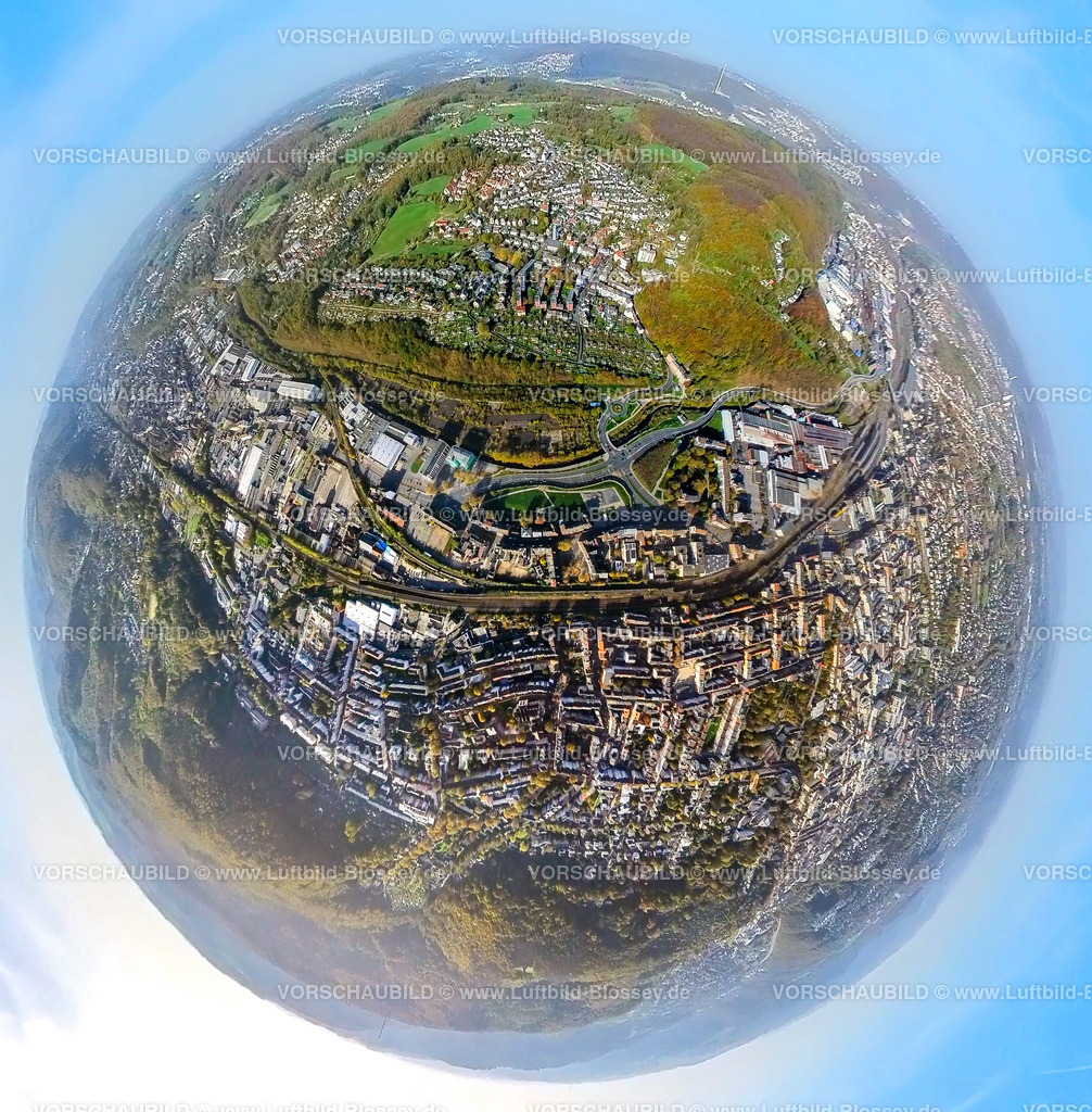 Hagen20221020_08_Wehringhausen_Kuhlerkamp | Luftbild, Ortsteil Wehringhausen Wohngebiet Kuhlerkamp, Wald in Herbstfarben, Fisheye Aufnahme, Fischaugen Aufnahme, 360 Grad Aufnahme, Wehringhausen, Hagen, Ruhrgebiet, Nordrhein-Westfalen, Deutschland