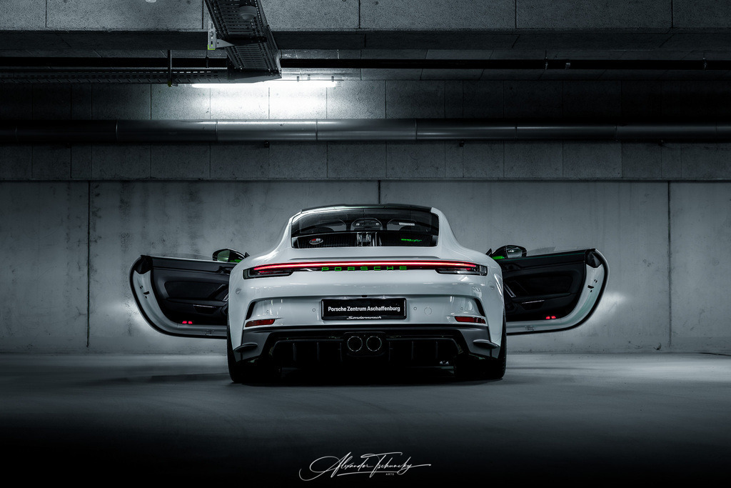 911 ST | Entdecken Sie die faszinierende Welt von Alexander Tschuncky Arts: Kreative Fotografie, atemberaubende Automobilkunst und hochwertiger Bilderdruck. Lassen Sie sich inspirieren! - Realisiert mit Pictrs.com