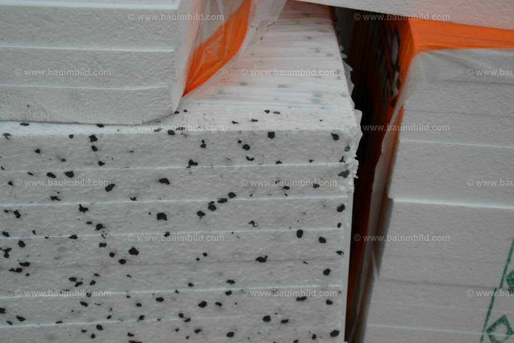 bib-lg19-fussbodenaufbau-0124 | Nach LV-Leistungsgruppen sortierte Detailfotos über den Bau eines Hauses. Alle Hausbau-Bilder direkt vom Urheber und Autor der Website Haus-Selber-Bauen.com