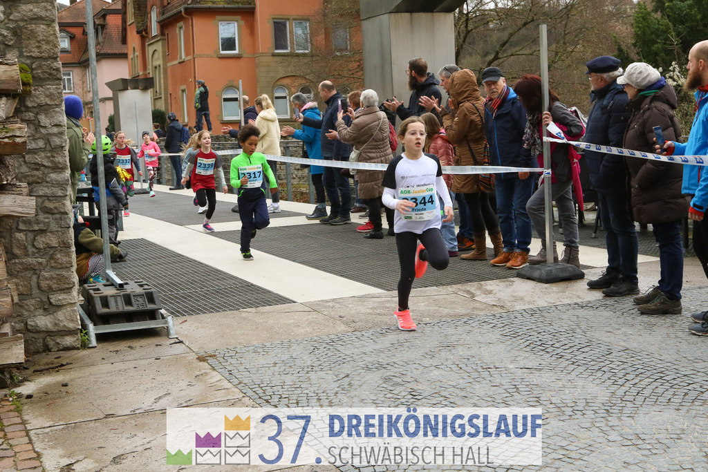 AOK JuniorCup 400m | 3Koenigslauf 2023 - Realisiert mit Pictrs.com