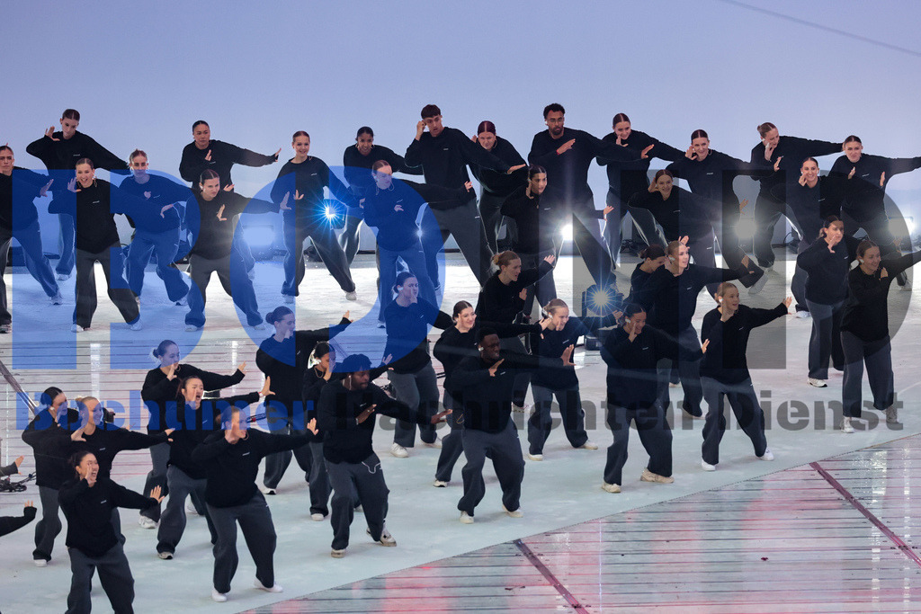 SES_TTGOPC20250716-9 | bond - Realisiert mit Pictrs.com