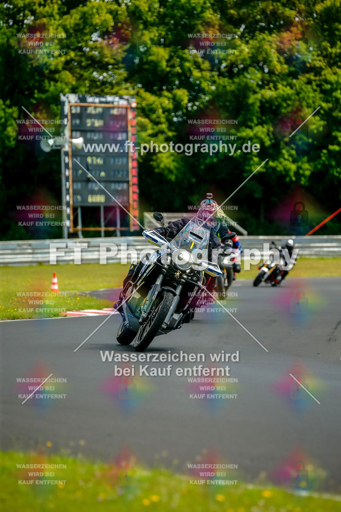 VBK-4792 | Hier findet Ihr Bilder von Touristenfahrten auf der Nürburgring Nordschleife oder von anderen Veranstaltungen die ich besucht habe. Viel Spass beim Durch Schauen 