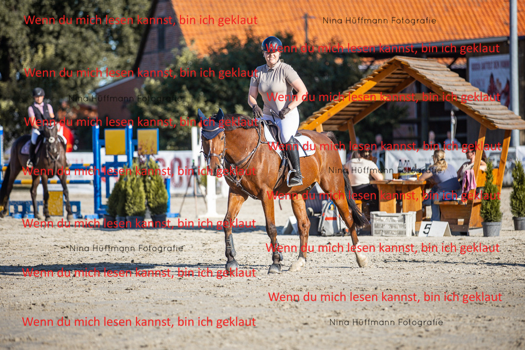 BK1A7718 | Turnierbilder Turnierfotos Nina Hüffmann Turnierfotografie Pferdefotografie Tierzeichnung Haustierzeichnung Pferdezeichnung Hundezeichnung Videograf  - Realisiert mit Pictrs.com