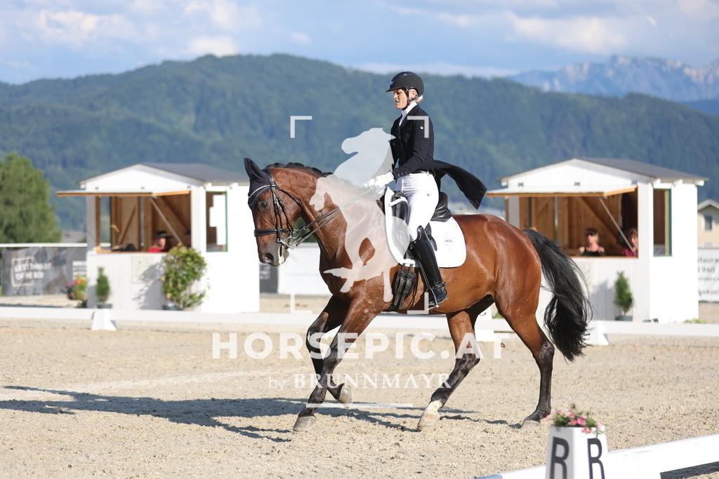 0P6A3154 | Willkommen bei Brunnmayr - Design & Fotografie – Ihrem Spezialisten für Reitturniere und Pferdeveranstaltungen in Oberösterreich, Salzburg und Bayern! Seit über 17 Jahren sind wir leidenschaftlich dabei.