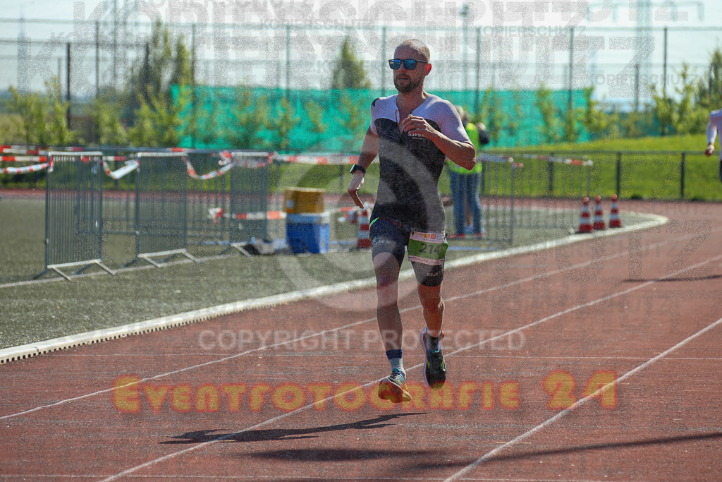 220424_1055_EX1_4211 | Sportfotografie im Rhein-Sieg Kreis, Köln, Bonn, NRW, Rheinland Pfalz, Hessen, etc. Unser Tätigkeitsfeld umfasst den Laufsport vom Volkslauf über den Marathon, Duathlon, Triathon bis zum Ultralauf wie Kölnpfad Ultra oder Schindertrail.