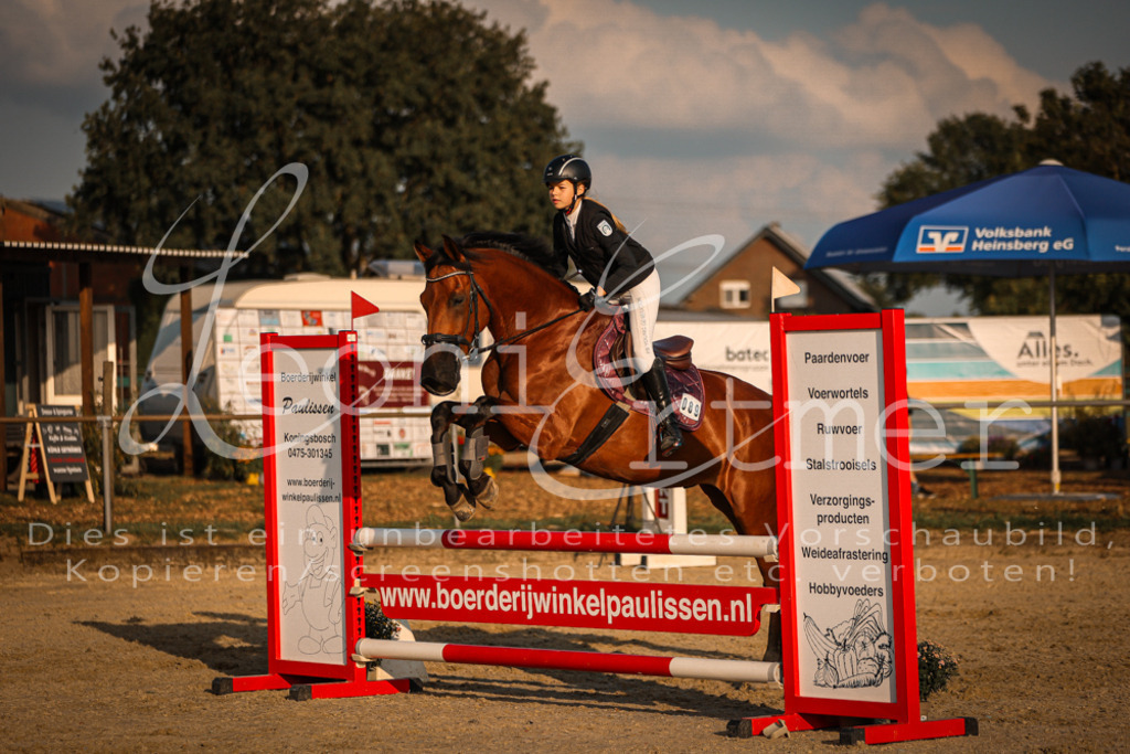 08.FrSpE00307 | Leoni Ertmer Photography - Realisiert mit Pictrs.com