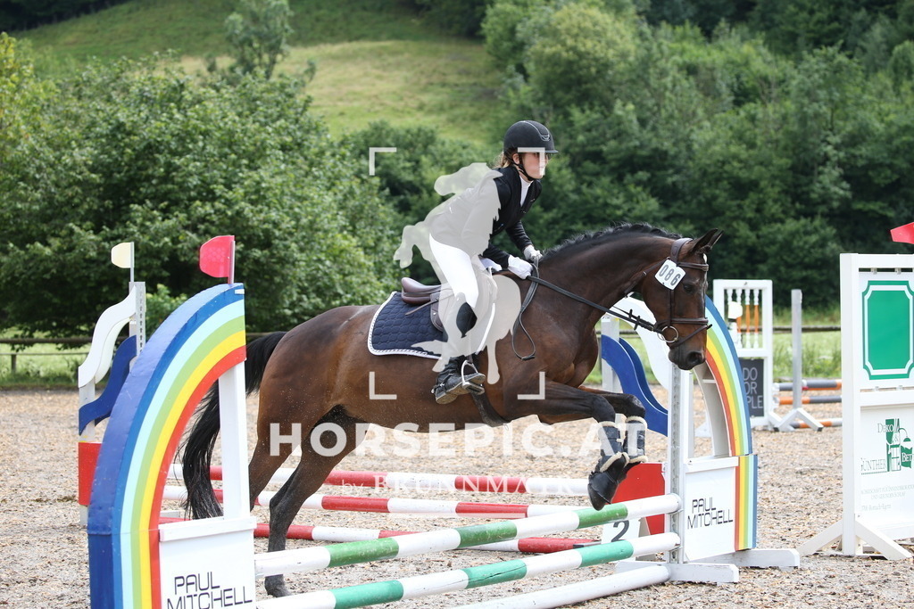 DL2Q3535 | Willkommen bei Brunnmayr - Design & Fotografie – Ihrem Spezialisten für Reitturniere und Pferdeveranstaltungen in Oberösterreich, Salzburg und Bayern! Seit über 17 Jahren sind wir leidenschaftlich dabei.