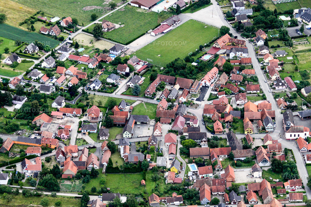 Aerial view: View of the town in Forstfeld in the state Bas-Rhin, France.Photo: IMG_19081.jpg taken on 06/20/2009 by Werner Riehm/FLY-FOTO.comResolution of the original: 4752 x 3168 px
