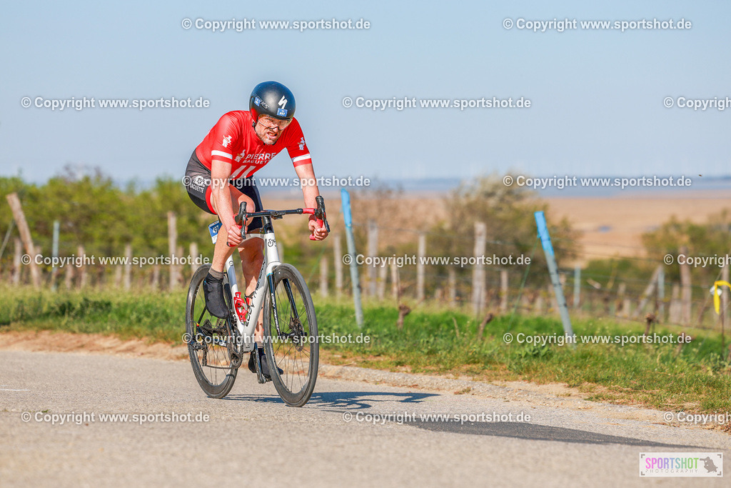 651_AR6_8233 | Neusiedlersee Radmarathon 2026@sportshot_your_pictrs #yourpictures#roadtowm2029 #nrm #neusiedlerseeradmarathon #neusiedlersee #neusiedlerseetourismus #burgenland #mörbisch #nrm26 #burgenlandtourismus #voglundco #poweredbyburgenlandtourismus #radsport #rad #marathon #ucigranfondo #visitburgenland #ucigranfondoworldseries