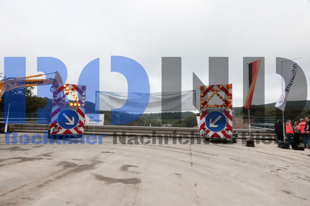  05.10.2023 - 
 | Sebastian Sendlak / Bochumer Nachrichtendienst (BOND) - Bochum AllgemeinStartsignal für den Neubau der Talbruecke Rahmede  - Realisiert mit Pictrs.com