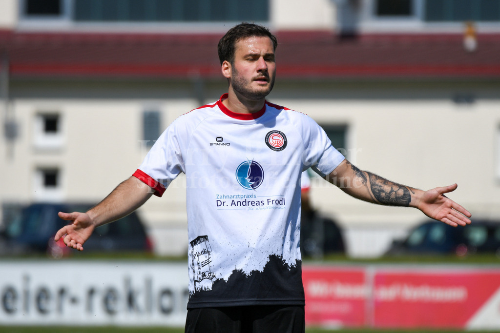 SpVgg Plattling : TSV Mauth I Testspiel 21.06.2025 I Bezirksliga West ( BzL Ndb. West) | Julian Gwinner (SpVgg Plattling) - Realisiert mit Pictrs.com