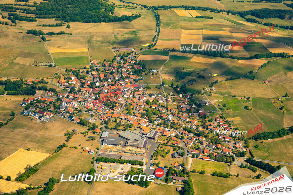 Die Luftaufnahme Simmershausen - Hilders wurde 2022 vom Flugzeug aus (keine Drohne) erstellt. Hohe Auflösung -für große Poster und Wandbilder geeignet - Garantiert!