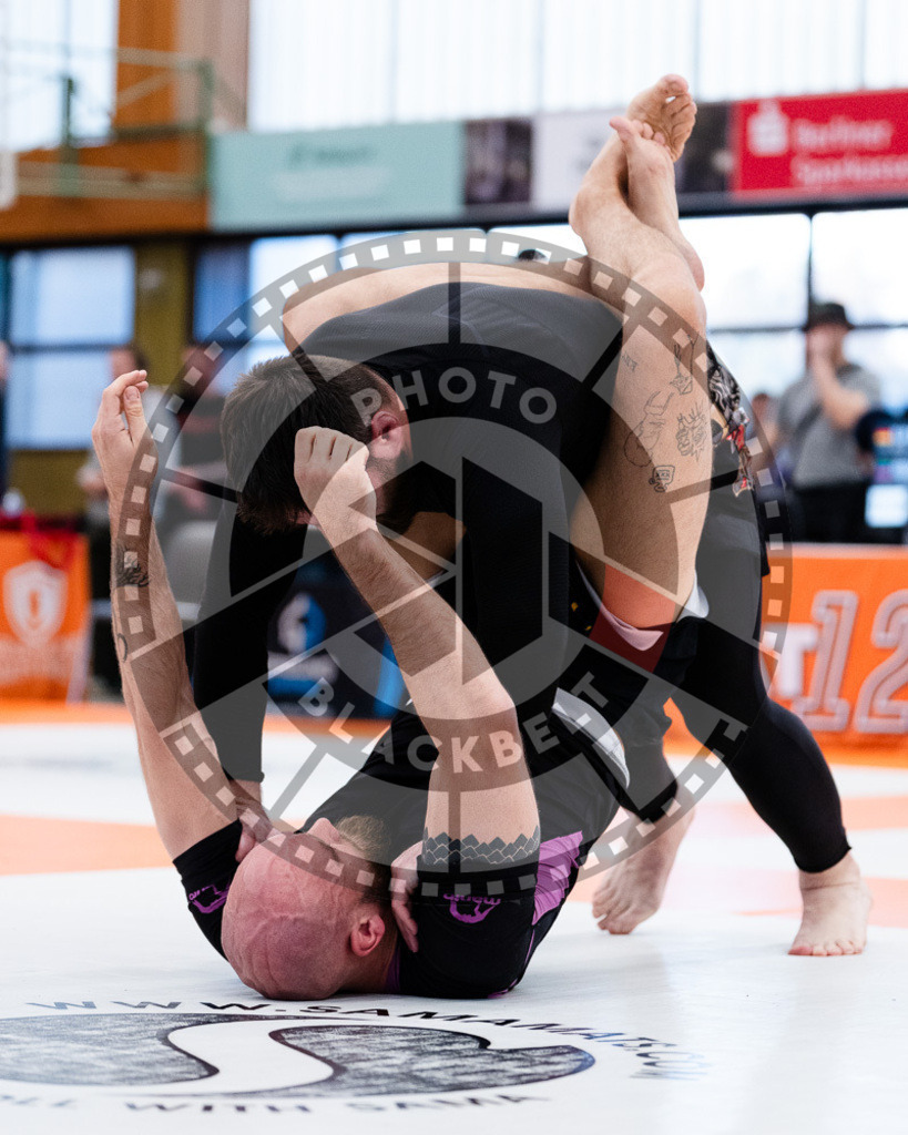 20251122PBB13657 | Athletes compete during the Grappling Industries Berlin Jiu-Jitsu and Grappling Championship, on November 22, 2025 in Berlin, Germany. © photoblackbelt