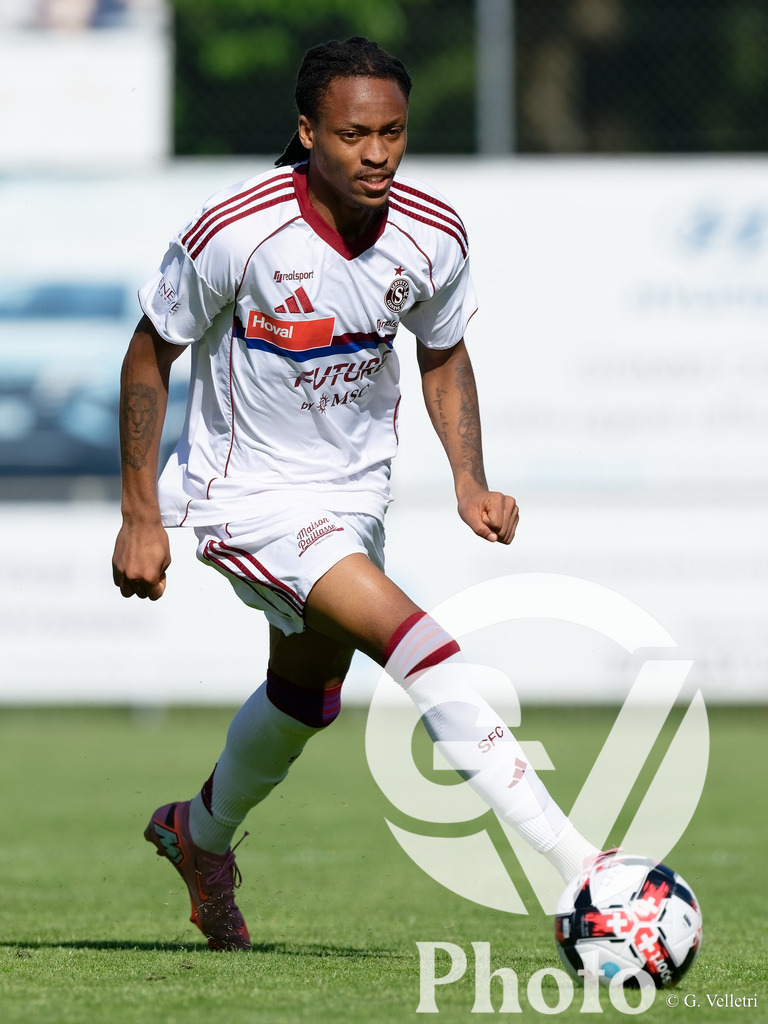 Lancy FC  v Servette FC M-21  - 1ere ligue Classic  | Geneva, Switzerland - April 25 : during the 1ere ligue Classic  match between Lancy FC  and Servette FC M-21  at Stade de Marignac on April 25 , 2026 in Geneva, Switzerland.