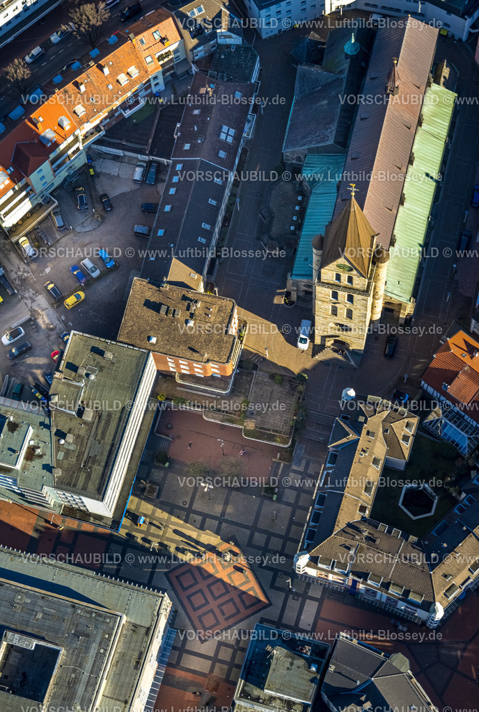 Castrop-Rauxel240106318 | Luftbild, City Stadtzentrum mit kath. St. Lambertus Kirche, Kirchplatz und Fußgängerzone, Senkrechtaufnahme, Castrop-Rauxel, Ruhrgebiet, Nordrhein-Westfalen, Deutschland