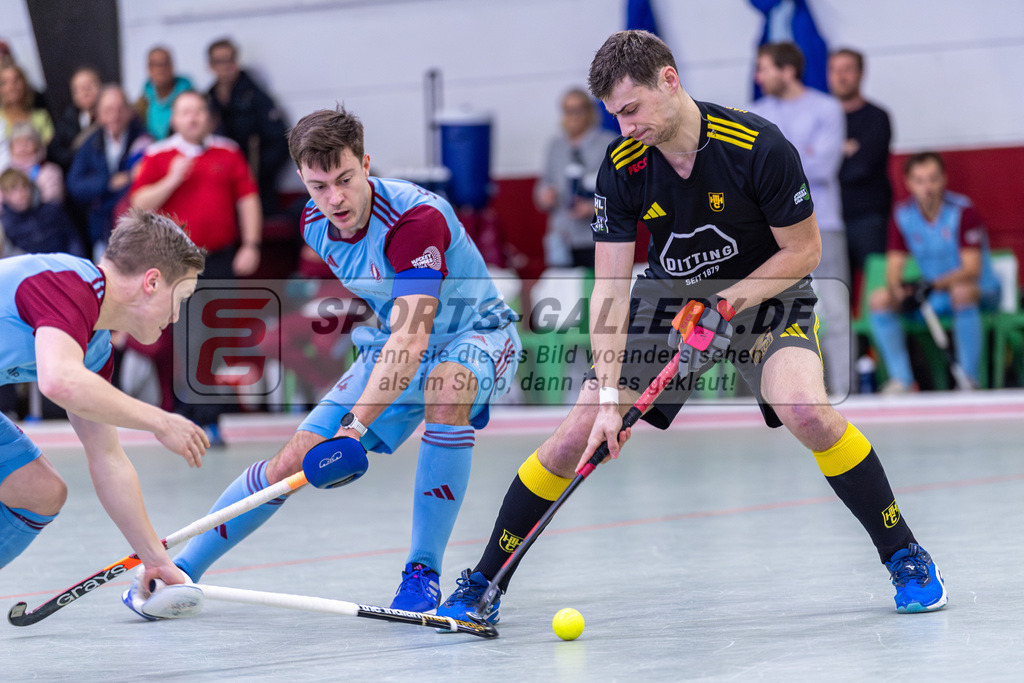 SM_2025-01-12_mD5_-14 | 1.Bundesliga Hallenhockey  (M) UHC - HTHC / 12:13 (4:5)