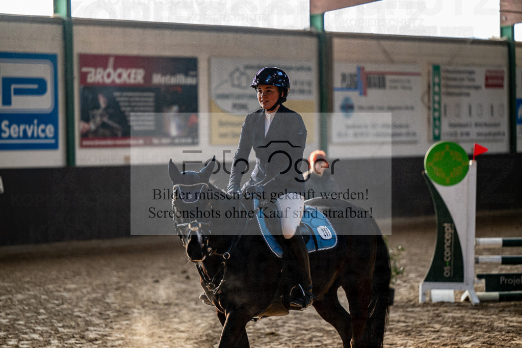 20240309-DOS_5298 | Entdecke hochwertige Reitturnierfotos von Foto Oger. Professionell, emotional und authentisch – jetzt Lieblingsmomente im Shop bestellen.Deutschlandweite Turnierfotografie. - Realisiert mit Pictrs.com