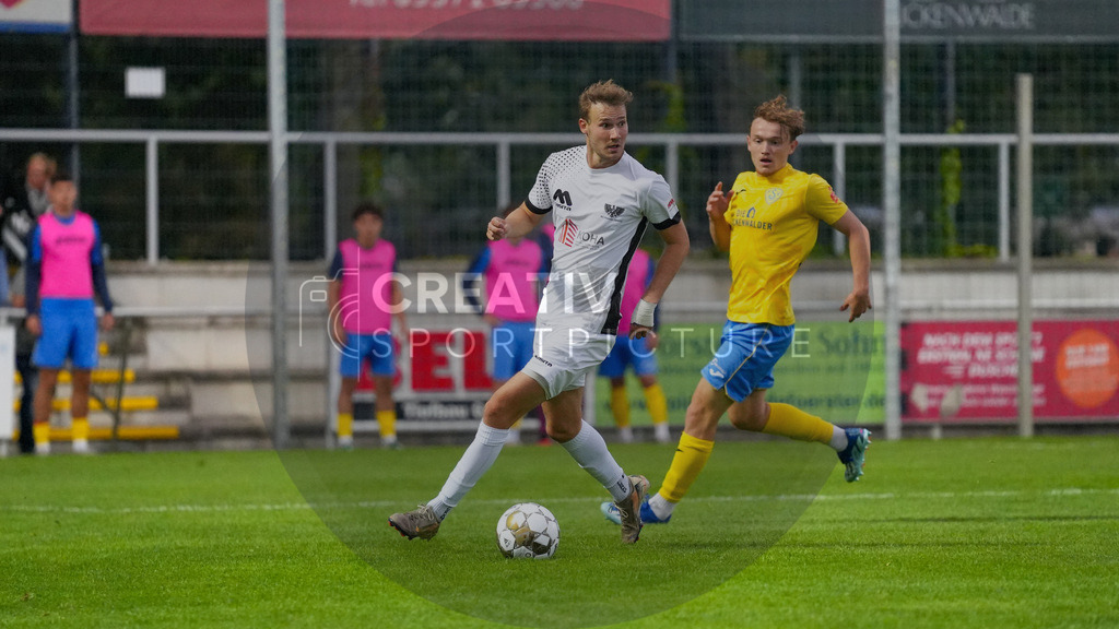 Fußball, Herren, Saison 2025/2026, Regionalliga Nordost, 4. Spieltag, FSV 63 Luckenwalde vs. BFC Preussen, Samstag 22.08.2025, Werner-Seelenbinder-Stadion Luckenwalde | Fußball, Herren, Saison 2025/2026, Regionalliga Nordost, 4. Spieltag, FSV 63 Luckenwalde vs. BFC Preussen, Samstag 22.08.2025, Werner-Seelenbinder-Stadion Luckenwalde, Im Bild: Phil Butendeich (Preussen) - Realisiert mit Pictrs.com