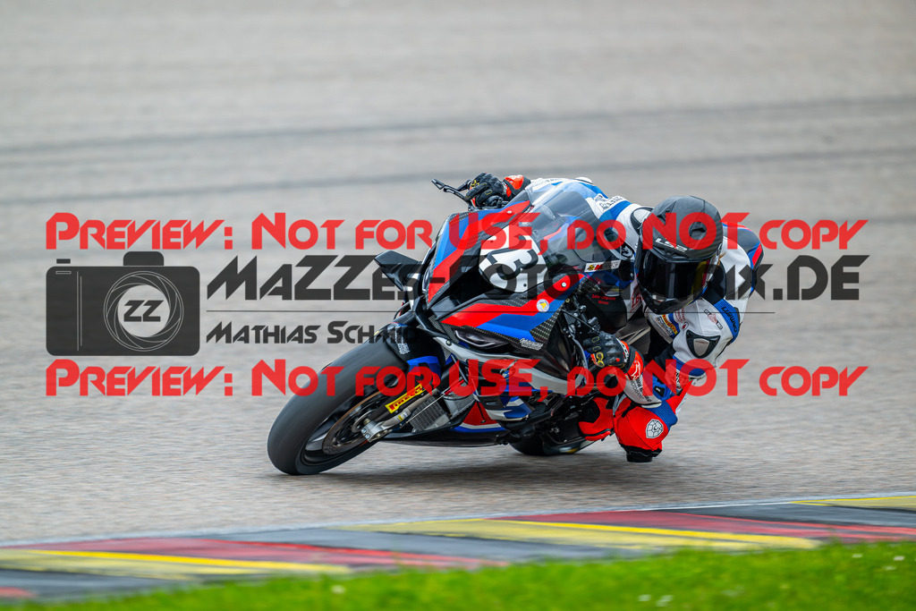 MaZZes_FotoMatrix_240504_6007705_3254 | STK1000