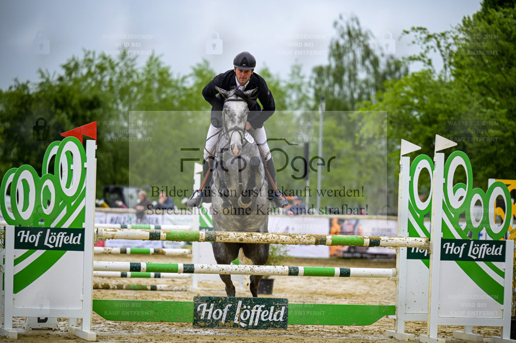 Reitturnier Lienen | Entdecke hochwertige Reitturnierfotos von Foto Oger. Professionell, emotional und authentisch – jetzt Lieblingsmomente im Shop bestellen. - Realisiert mit Pictrs.com