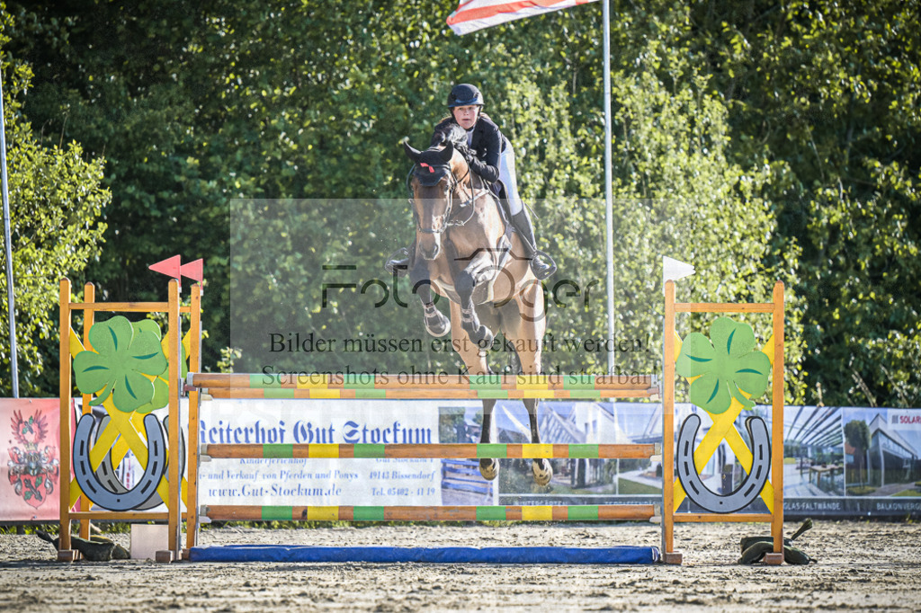 DOS_0434 | Entdecke hochwertige Reitturnierfotos von Foto Oger. Professionell, emotional und authentisch – jetzt Lieblingsmomente im Shop bestellen.Deutschlandweite Turnierfotografie. - Realisiert mit Pictrs.com