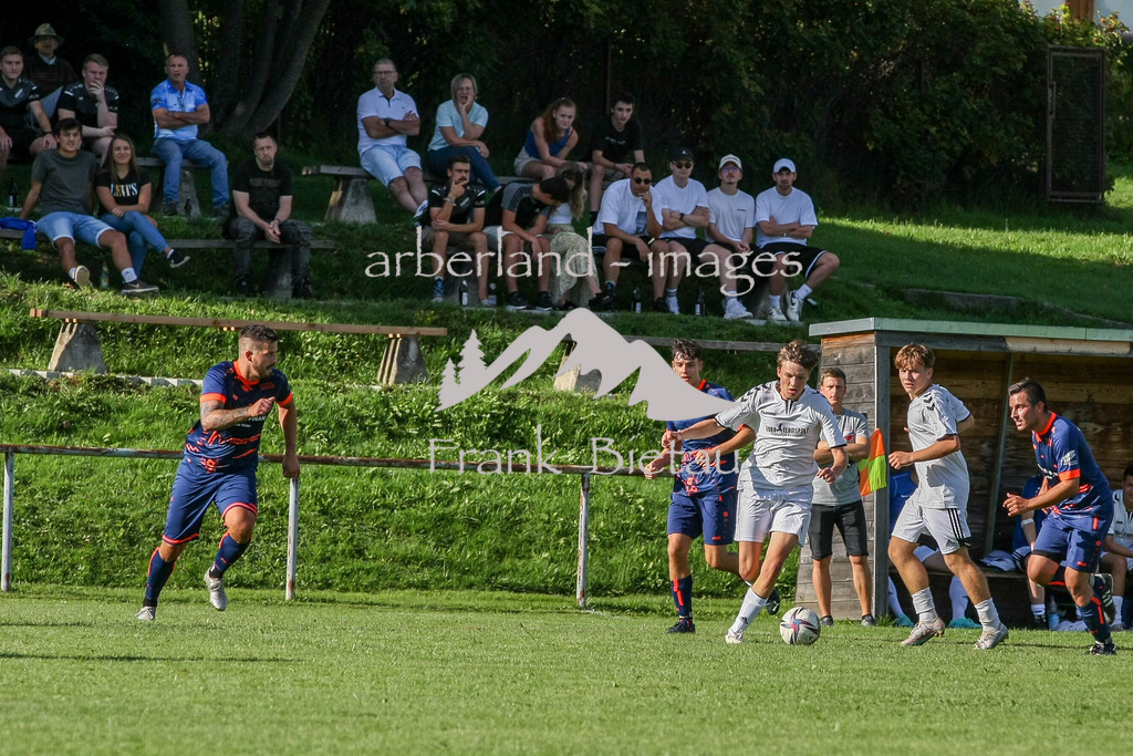 993T7324 | Medien- Sport- Entertainmentfotos