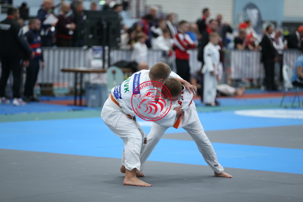 AT3Y0309 | Fotos vom Adler Cup - Pictures from Adler Cup

Hier findet Ihr alle Eindrücke und großen Momente der Adler Cup Wochenenden. Here you will find all impressions and great moments of the Adler Cup weekends. - Realisiert mit Pictrs.com