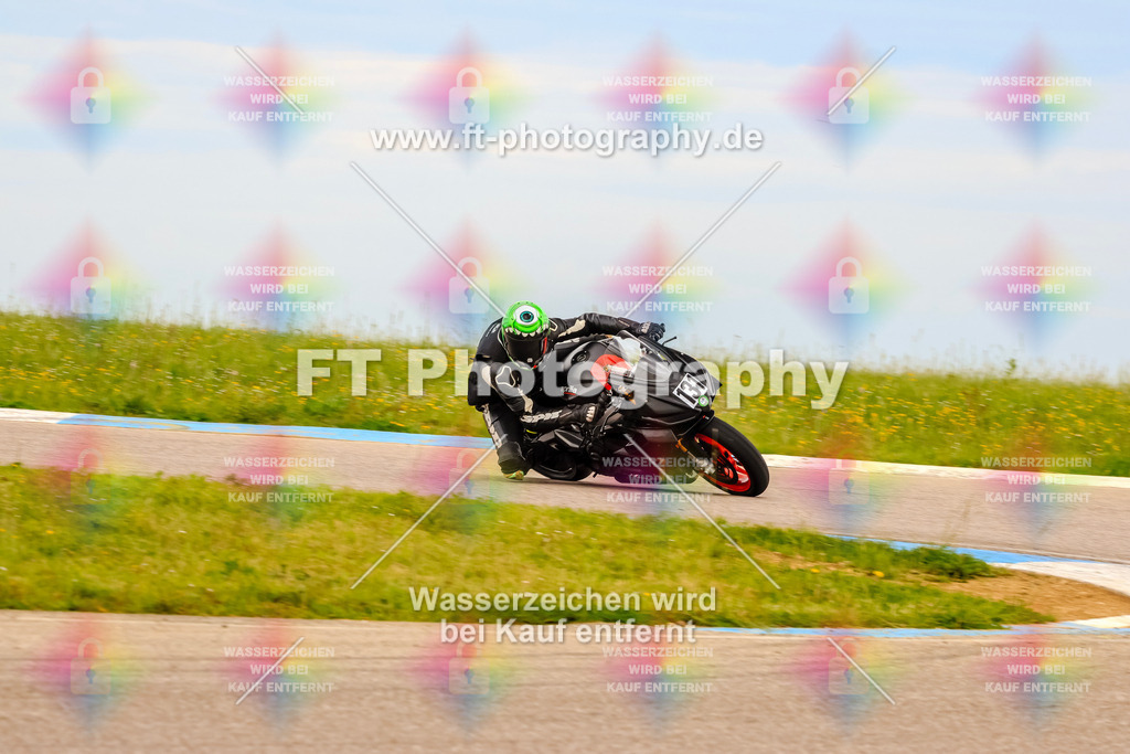 MotoTeam-2741 | Hier findet Ihr Bilder von Touristenfahrten auf der Nürburgring Nordschleife oder von anderen Veranstaltungen die ich besucht habe. Viel Spass beim Durch Schauen 