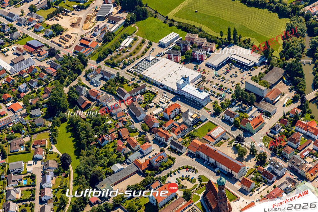 Luftbild Vs Google Maps  Frontenhausener Straße  Vilsbiburg -Das Luftbild wurde 2025 vom UL-Flugzeug heraus erstellt ( keine Drohne ) - Hochauflösende Luftaufnahme -Nicht vergleichbar mit Google Maps oder Satelittenbilder- Die Geschenkidee !Mit Lizenz und Bildrechte bestellbar
