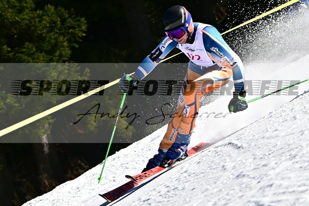 DSC_9482 | Kaufen Sie Sportbilder im Onlineshop von Andy Scherrer Sportfotografie. Faszinierende Bilder von Sportevents aus der ganzen Schweiz. Fussball, Frauenfussball, Unihockey, Handball, Schwingen und weiteren Sportarten. - Realisiert mit Pictrs.com