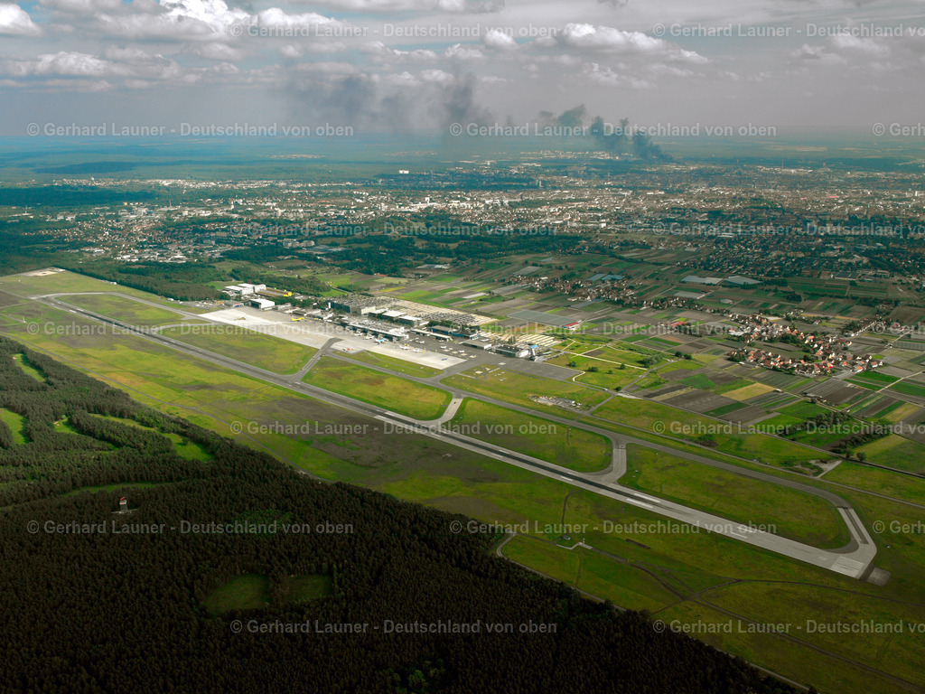 2418917 | Albrecht-Dürer-Flughafen, Nürnberg