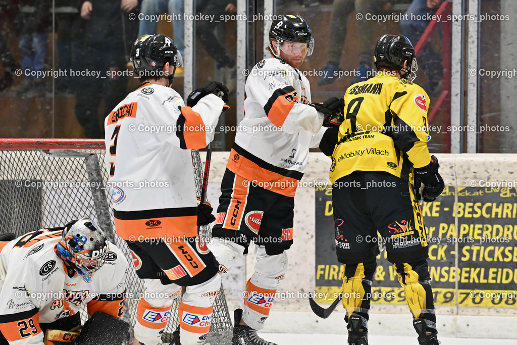 EC Hornets Spittal vs. USC Piraten Velden 18.2.2024 | #29 Stroi Thomas USC Velden, #3 Fertschai Matthias USC Velden, #97 Pirsch Christoph USC Velden, #9 Essmann Kevin EC Hornets Spittal, EC Hornets Spittal vs. USC Piraten Velden 18.2.2024, EC Hornets Spittal vs. USC Piraten Velden 18.2.2024 am 18.02.2024 in Spittal an der Drau (Eissportzentrum Spittal), Austria, (Photo by Bernd Stefan)