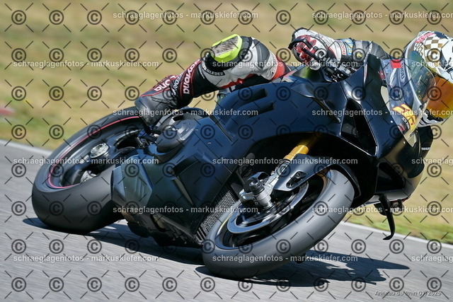 25bt04-0596 | markuskiefer.com - Realisiert mit Pictrs.com