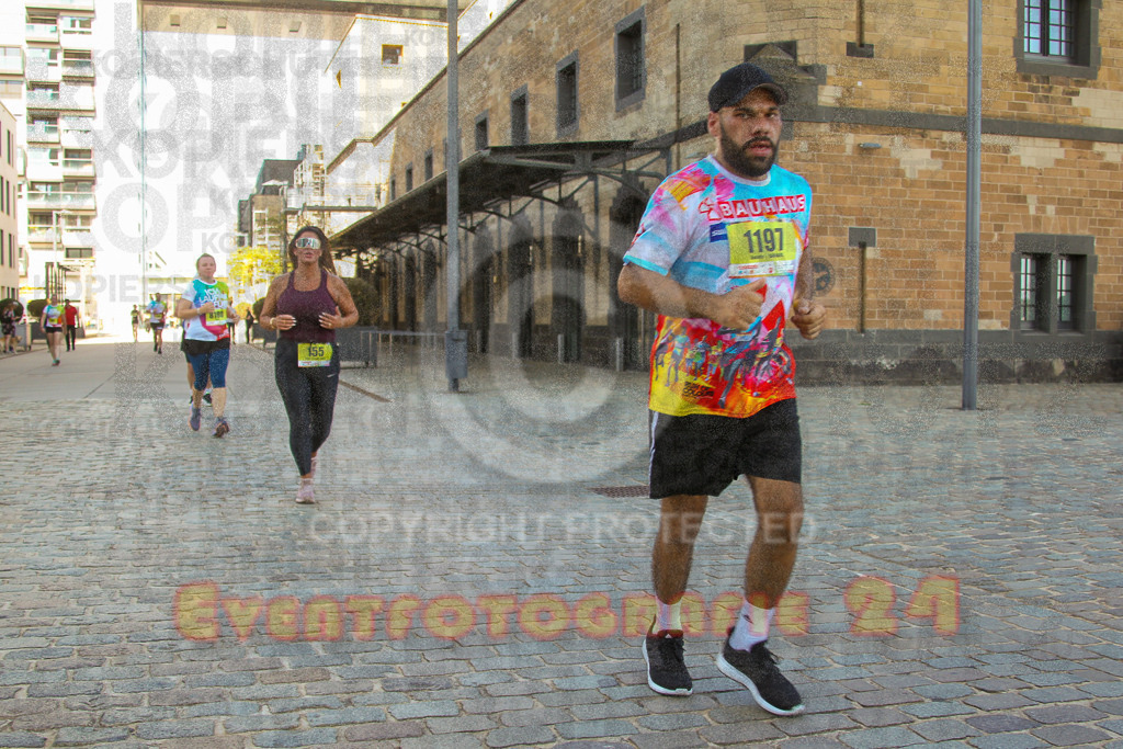 240921_1334_EV4_8689 | Sportfotografie im Rhein-Sieg Kreis, Köln, Bonn, NRW, Rheinland Pfalz, Hessen, etc. Unser Tätigkeitsfeld umfasst den Laufsport vom Volkslauf über den Marathon, Duathlon, Triathon bis zum Ultralauf wie Kölnpfad Ultra oder Schindertrail.